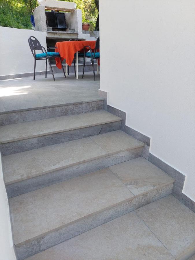 Apartman Sunset Plomin Esterno foto