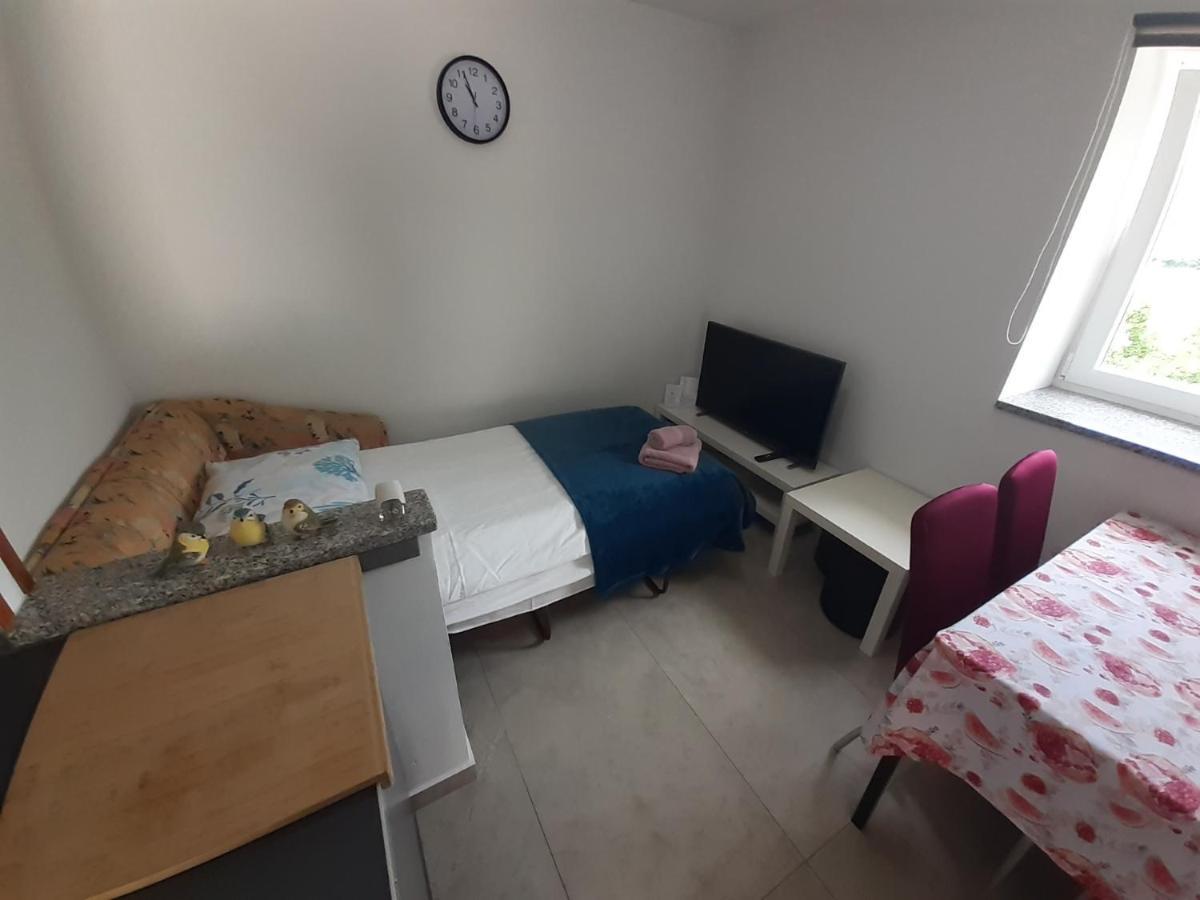Apartman Sunset Plomin Esterno foto